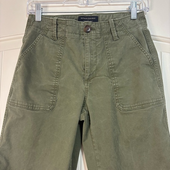Banana Republic Authentic Chino Olive Green Jogger Pants Zip Ankle Size 0‎ - Picture 3 of 9